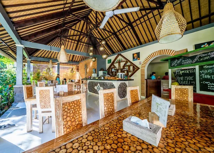 Kelapa Hotel 3*
